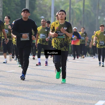 Runner Photo 7005115