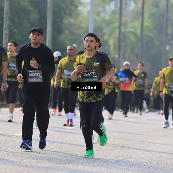Runner Photo 7005134
