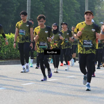 Runner Photo 7005173