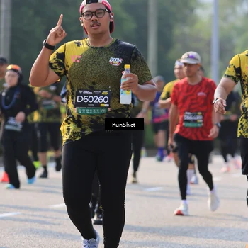 Runner Photo 7005198