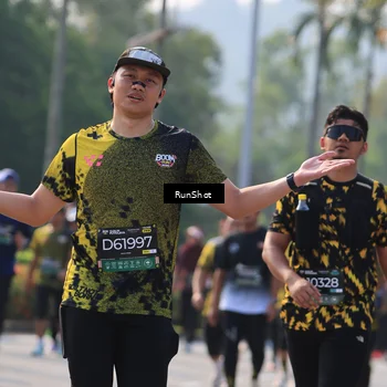 Runner Photo 7005251