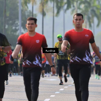 Runner Photo 7005311