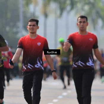 Runner Photo 7005314