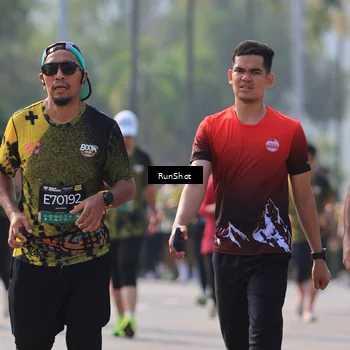 Runner Photo 7005318