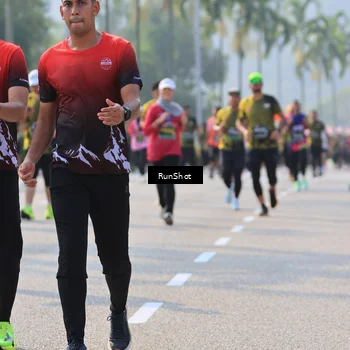 Runner Photo 7005353