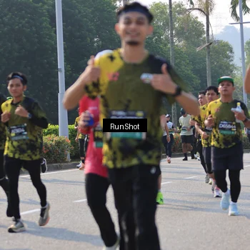 Runner Photo 7005402