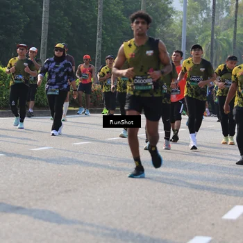 Runner Photo 7005443