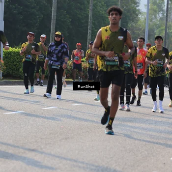 Runner Photo 7005445