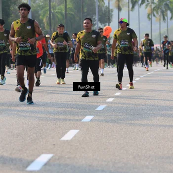 Runner Photo 7005453