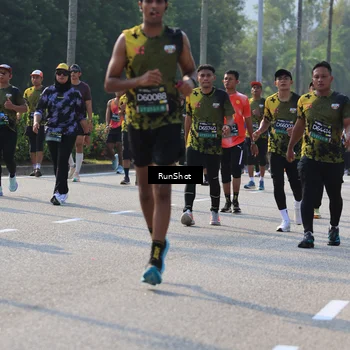 Runner Photo 7005457