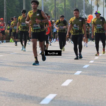 Runner Photo 7005459