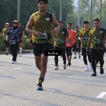 Runner Photo 7005460