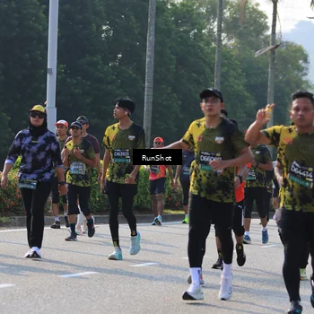 Runner Photo 7005475