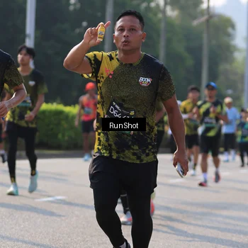 Runner Photo 7005478