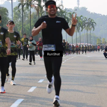 Runner Photo 7005484