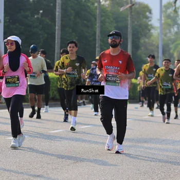 Runner Photo 7005487