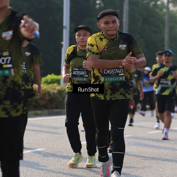 Runner Photo 7005506
