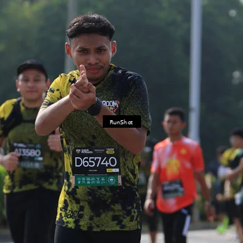 Runner Photo 7005516
