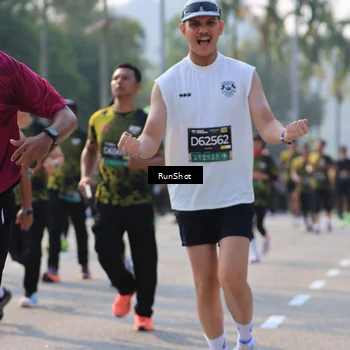 Runner Photo 7005554