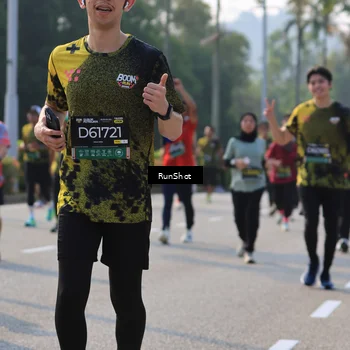 Runner Photo 7005753