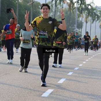 Runner Photo 7005842