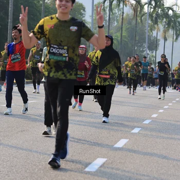 Runner Photo 7005945