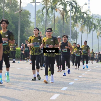 Runner Photo 7005960