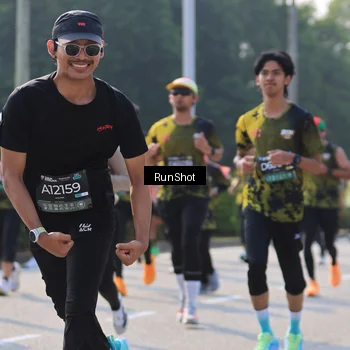 Runner Photo 7005964