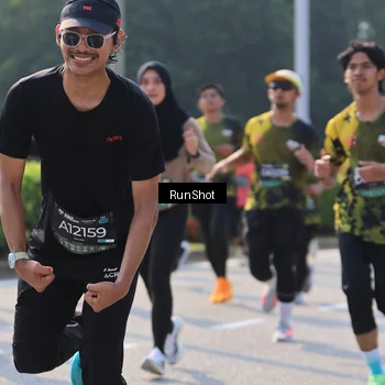 Runner Photo 7005972
