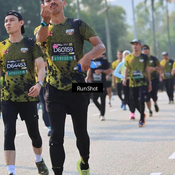 Runner Photo 7005990