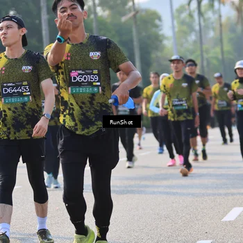 Runner Photo 7005997
