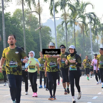 Runner Photo 7005999