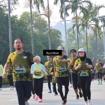 Runner Photo 7006005
