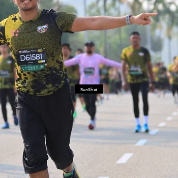 Runner Photo 7006043