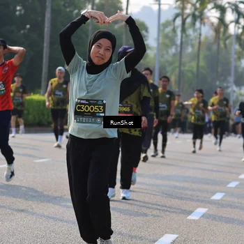 Runner Photo 7006046