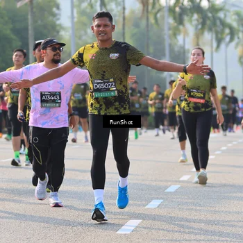 Runner Photo 7006063
