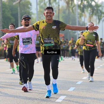 Runner Photo 7006066