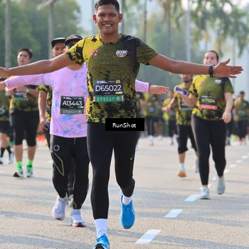 Runner Photo 7006070