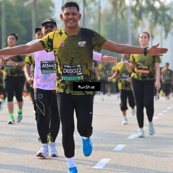 Runner Photo 7006072