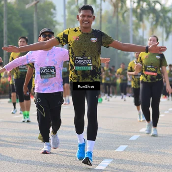 Runner Photo 7006074