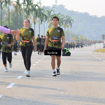 Runner Photo 7006075