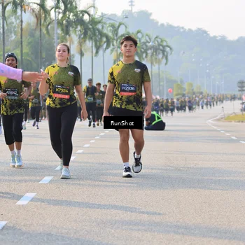 Runner Photo 7006076