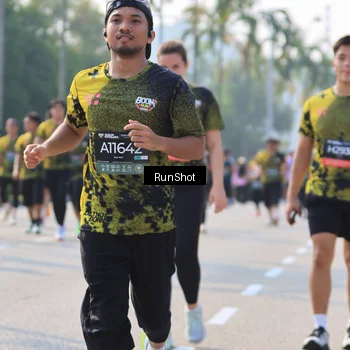 Runner Photo 7006093