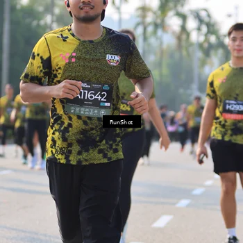 Runner Photo 7006100