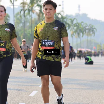 Runner Photo 7006104