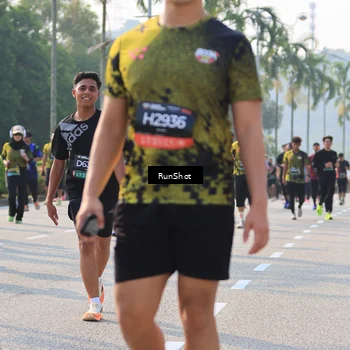 Runner Photo 7006111