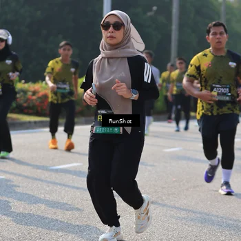 Runner Photo 7006147