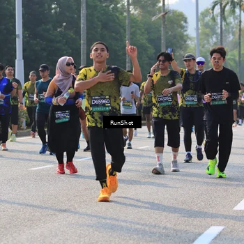 Runner Photo 7006164