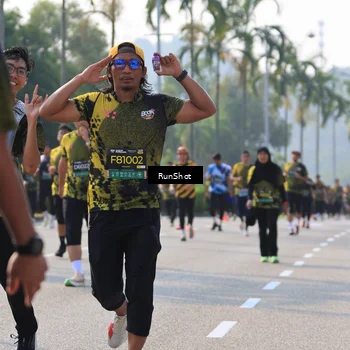 Runner Photo 7006246