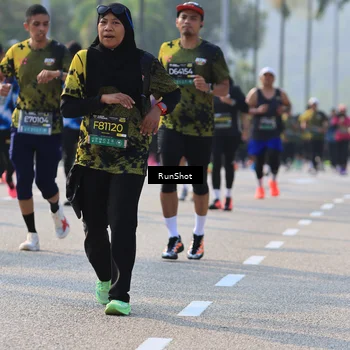 Runner Photo 7006248